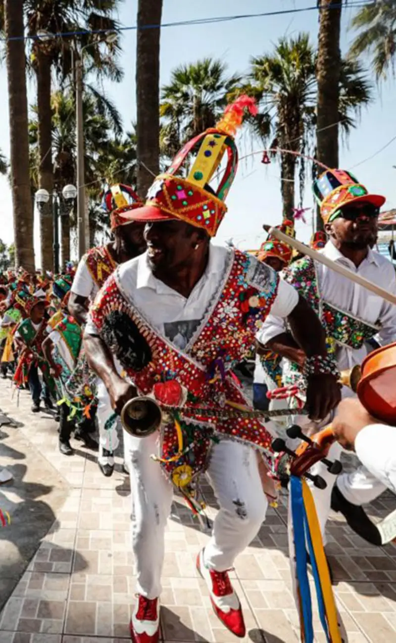 10.Experiencias-Afro-c Mujer de raqchi